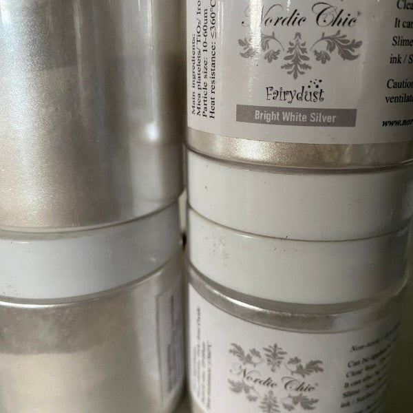 Fairy dyst, fargen Bright White Silver - Sølvfarget glimmer pulver